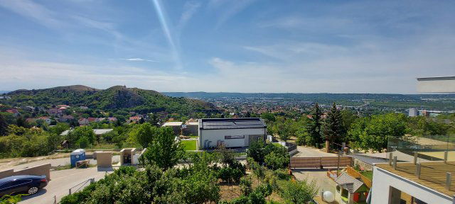 Eladó családi ház, Budaörsön 37 M Ft, 2 szobás