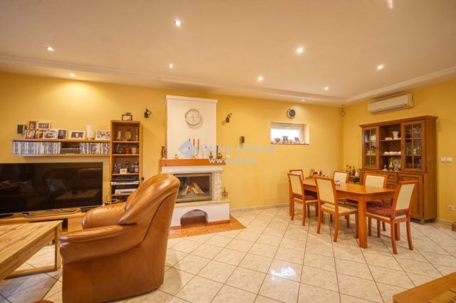 Eladó családi ház, Budapesten, XVIII. kerületben 140 M Ft