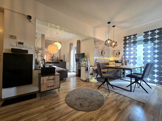 Eladó téglalakás, Sopronban 74.9 M Ft, 2 szobás