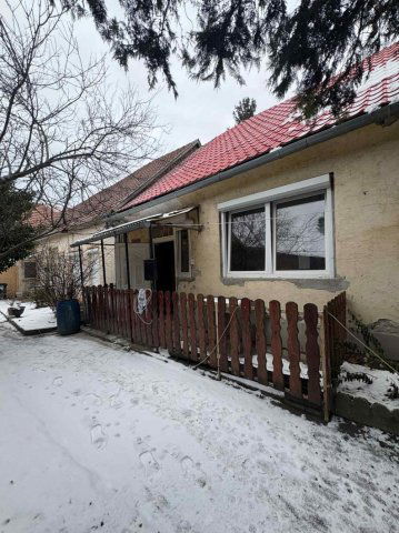 Eladó téglalakás, Tatán 25.9 M Ft, 1 szobás