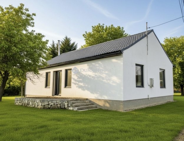 Eladó családi ház, Kajászón 85 M Ft, 3 szobás