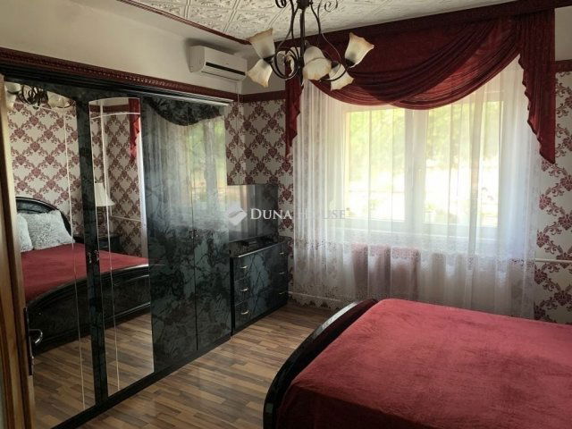 Eladó családi ház, Örkényen 59.9 M Ft, 4 szobás