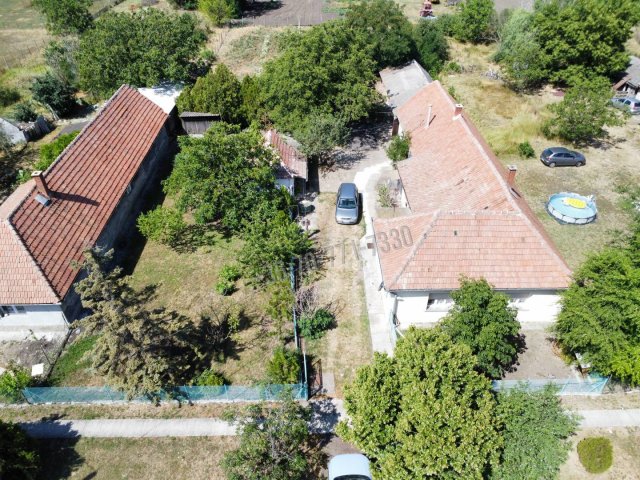 Eladó családi ház, Nagyúton 22.9 M Ft, 3 szobás