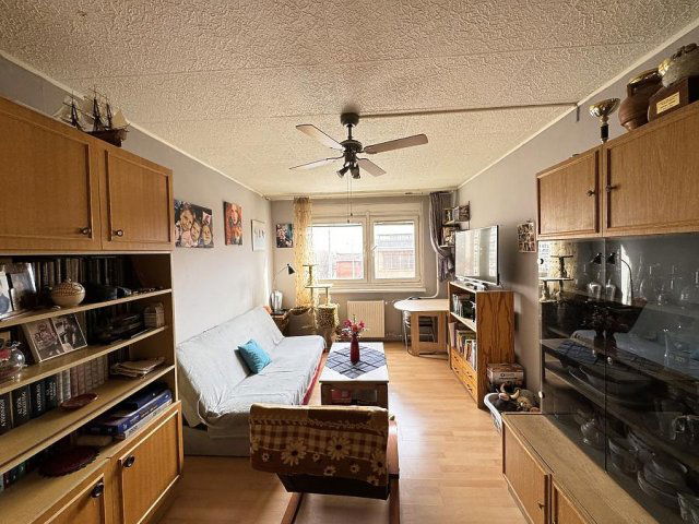 Eladó panellakás, Budapesten, III. kerületben 64.9 M Ft, 2 szobás