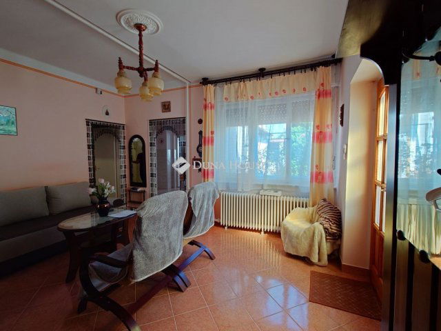 Eladó családi ház, Nagykőrösön 39.9 M Ft, 4 szobás