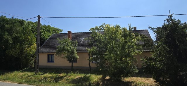 Eladó családi ház, Homokmégyen 22.9 M Ft, 3 szobás