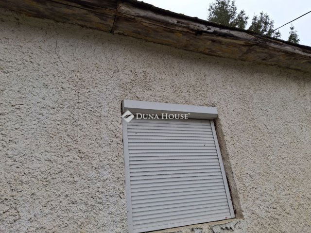 Eladó családi ház, Mányon 55 M Ft, 2 szobás