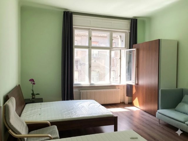 Eladó téglalakás, Budapesten, V. kerületben 98.9 M Ft