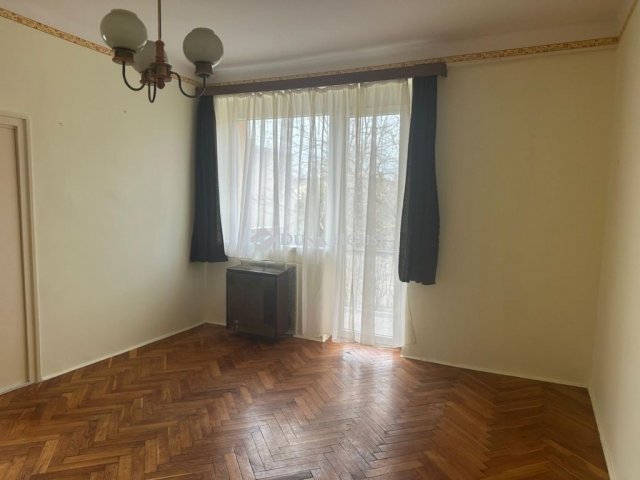 Eladó téglalakás, Kecskeméten 32.9 M Ft, 2 szobás