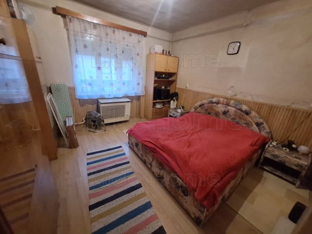 Eladó családi ház, Kaposváron 27.99 M Ft, 2 szobás