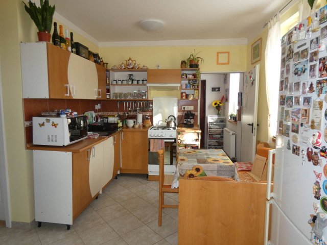 Eladó családi ház, Mogyoródon 89.9 M Ft, 3 szobás