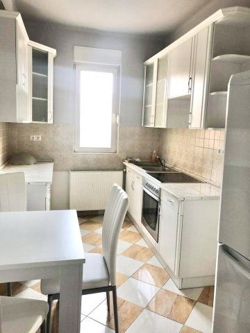 Eladó téglalakás, Pécsett 52.4 M Ft, 2 szobás