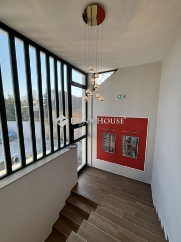 Eladó téglalakás, Kecskeméten 110 M Ft, 3 szobás