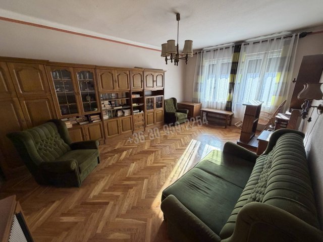 Eladó téglalakás, Nagykanizsán, Fő úton 36.9 M Ft, 2 szobás