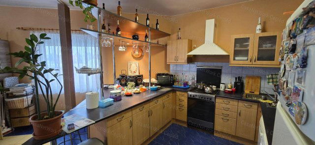 Eladó családi ház, Abonyban 74 M Ft, 3 szobás