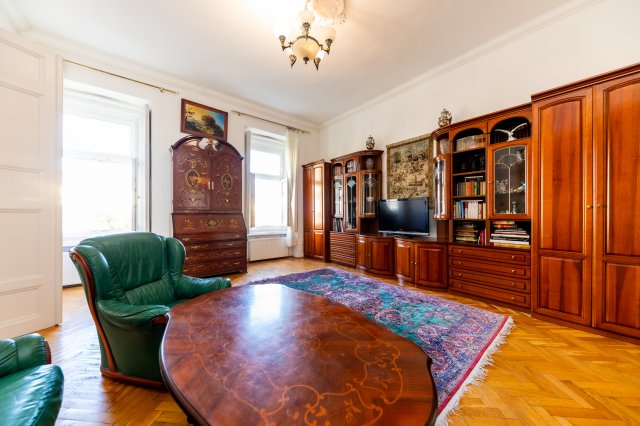 Eladó téglalakás, Budapesten, V. kerületben 139.9 M Ft, 2 szobás