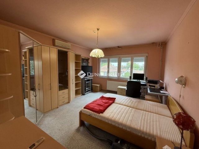 Eladó családi ház, Gyálon 194.9 M Ft, 5 szobás