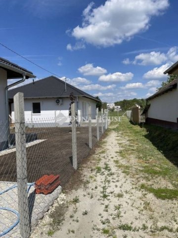 Eladó ikerház, Inárcson 89 M Ft, 4 szobás / költözzbe.hu