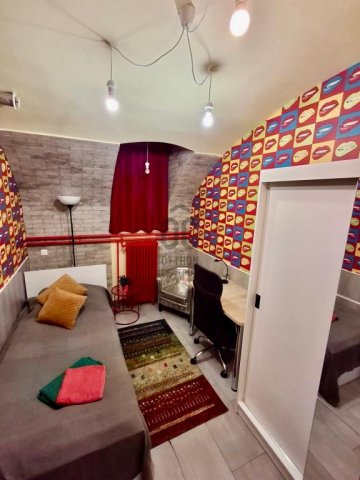 Eladó téglalakás, Budapesten, VI. kerületben 85 M Ft, 5 szobás