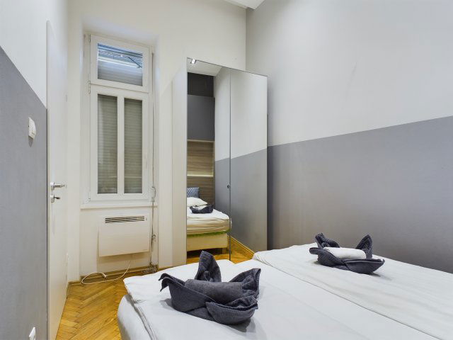 Eladó téglalakás, Budapesten, VII. kerületben 99.5 M Ft