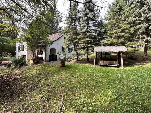 Eladó családi ház, Szalafőn 180 M Ft, 5 szobás