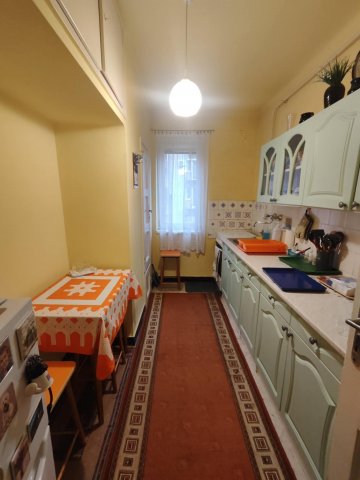 Eladó téglalakás, Szegeden 43.9 M Ft, 2 szobás