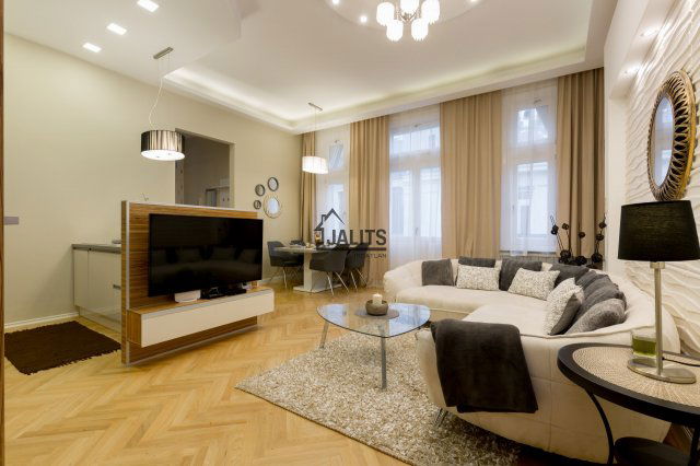 Kiadó téglalakás, albérlet, V. kerületben, Haris közben