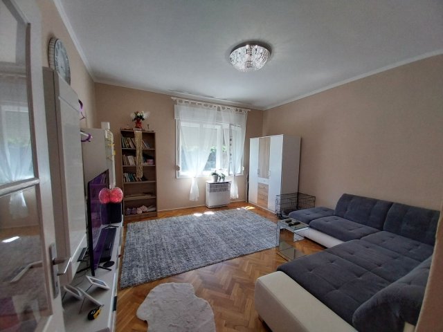 Eladó családi ház, Bagon 68.9 M Ft, 2 szobás