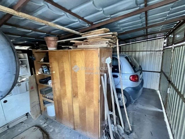 Eladó családi ház, Kecskeméten 74.9 M Ft, 4 szobás