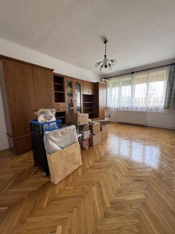 Eladó téglalakás, Szegeden 44.8 M Ft, 2 szobás