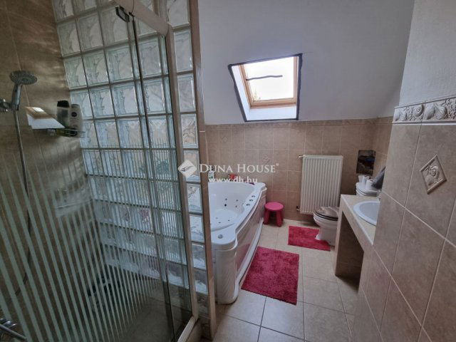 Eladó családi ház, Tökölön 94.9 M Ft, 4 szobás