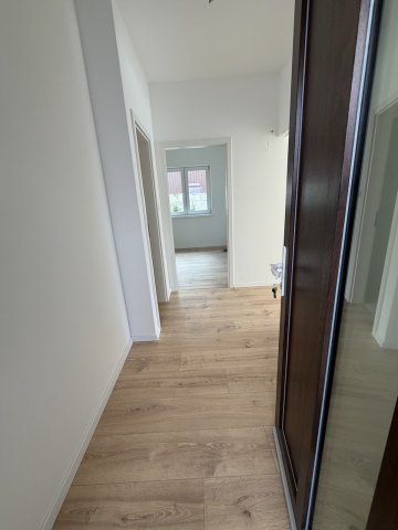 Eladó ikerház, Gödöllőn 144 M Ft, 5 szobás