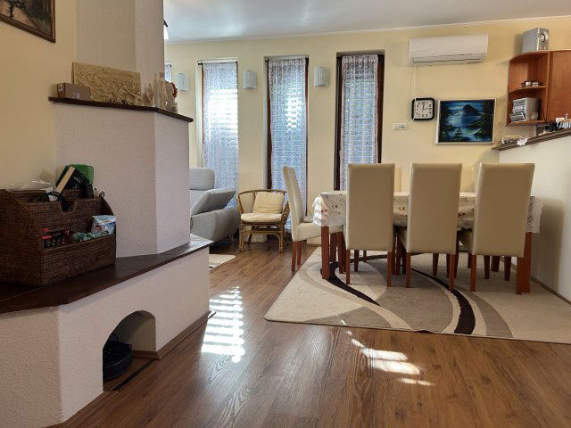 Eladó családi ház, Balatonbogláron 179.9 M Ft, 3+1 szobás