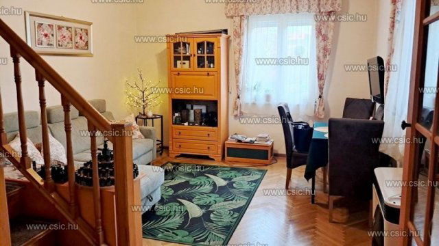 Eladó családi ház, Budapesten, IV. kerületben 84.9 M Ft