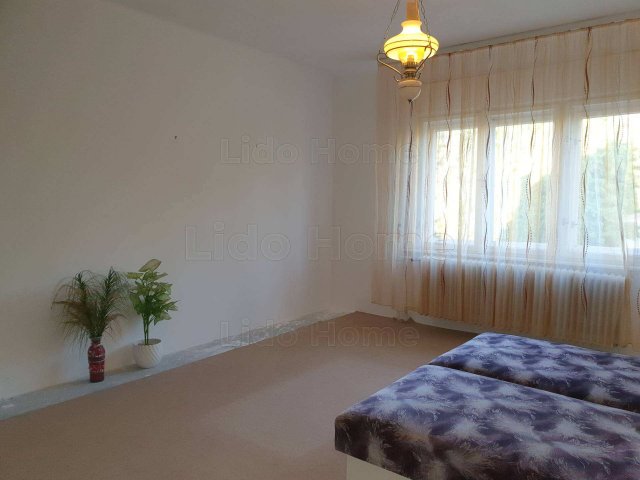 Eladó családi ház, Balatonszentgyörgyön 60 M Ft, 7 szobás