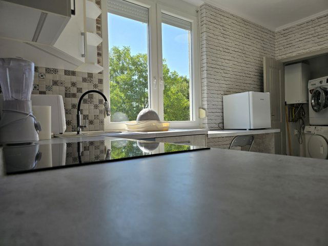 Kiadó téglalakás, albérlet, Debrecenben 220 E Ft / hó, 2 szobás