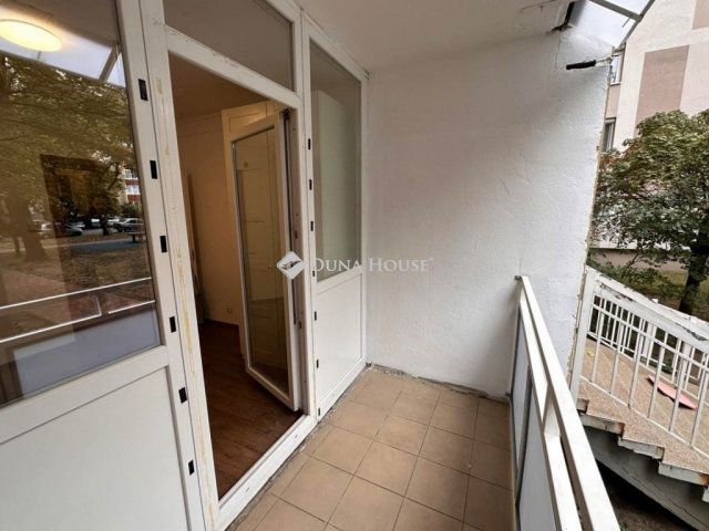 Eladó panellakás, Budapesten, IV. kerületben 68.9 M Ft, 2 szobás