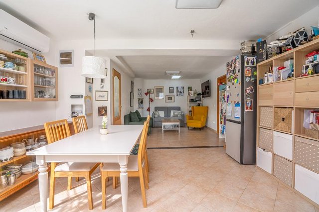 Eladó ikerház, Budapesten, III. kerületben 129.9 M Ft, 4 szobás