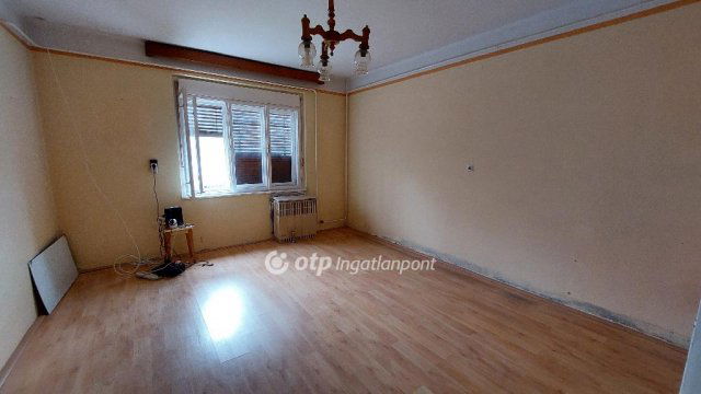 Eladó családi ház, Dévaványán 14 M Ft, 2 szobás