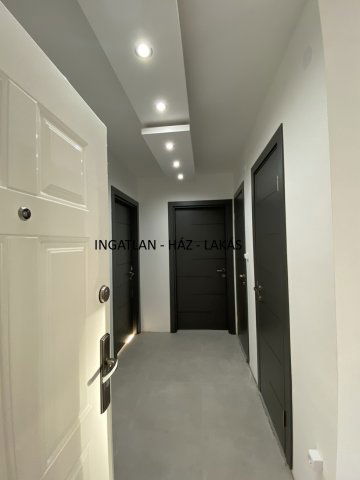 Eladó panellakás, Budapesten, XV. kerületben, Páskomliget utcában