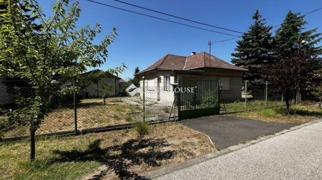 Eladó családi ház, Budapesten, XVII. kerületben 79.9 M Ft