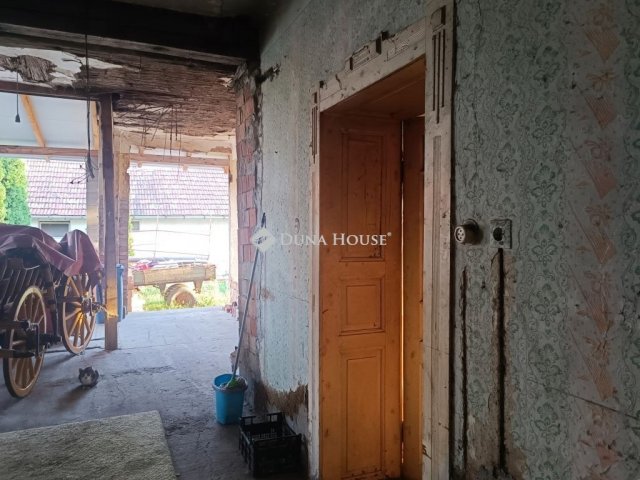 Eladó családi ház, Békéscsabán 14.9 M Ft, 3 szobás