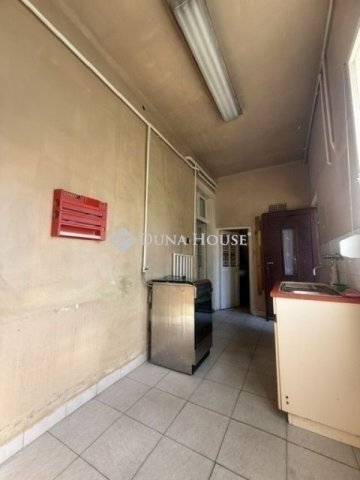 Eladó családi ház, Budapesten, XX. kerületben 65.9 M Ft