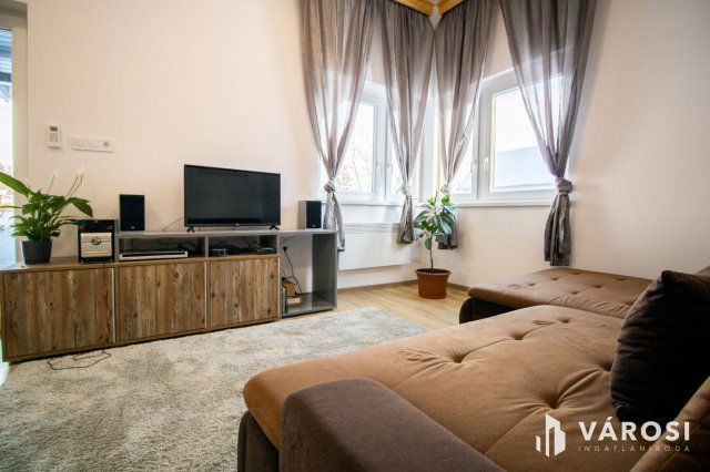 Eladó családi ház, Békéscsabán 49.9 M Ft, 3 szobás