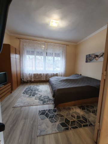 Eladó családi ház, Cegléden 78.5 M Ft, 4+1 szobás