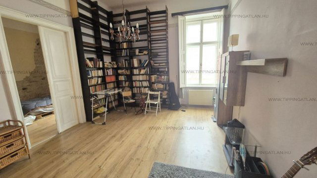 Eladó téglalakás, VIII. kerületben, Ötpacsirta utcában