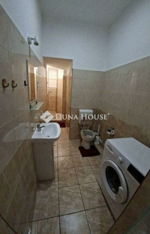 Eladó téglalakás, Budapesten, V. kerületben 51.9 M Ft, 2 szobás