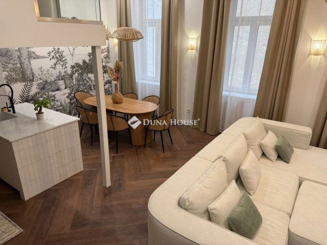 Eladó téglalakás, Budapesten, VIII. kerületben 159 M Ft