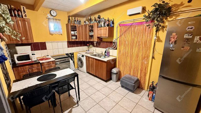 Eladó családi ház, Pándon 25.5 M Ft, 3 szobás