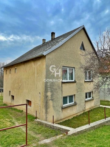 Eladó családi ház, Csetényben 44.9 M Ft, 3 szobás